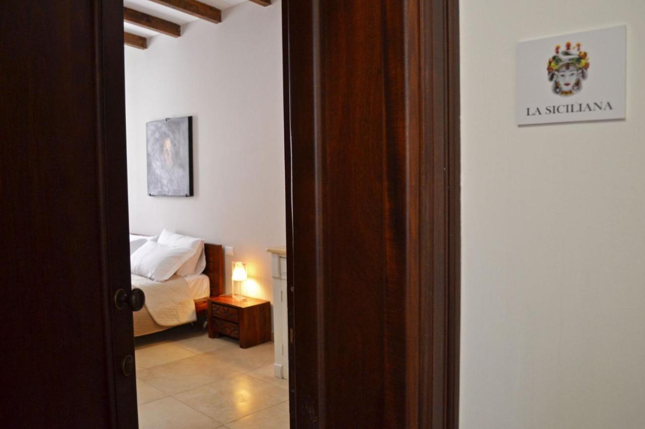 Il Moro E La Siciliana Apartment Trapani Exterior photo